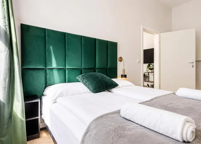 Cozy 2br With Living Near Westbahnhof